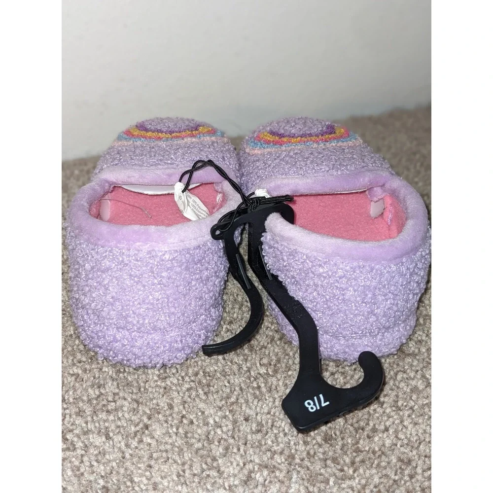Wonder Nation Rainbow Slippers Fuzzy Cozy‎ Purple Kids Size 7-8 NWT